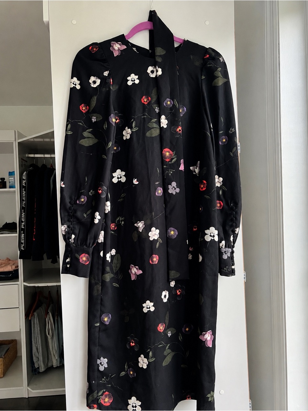 Black Floral Long-Sleeve Midi Dress